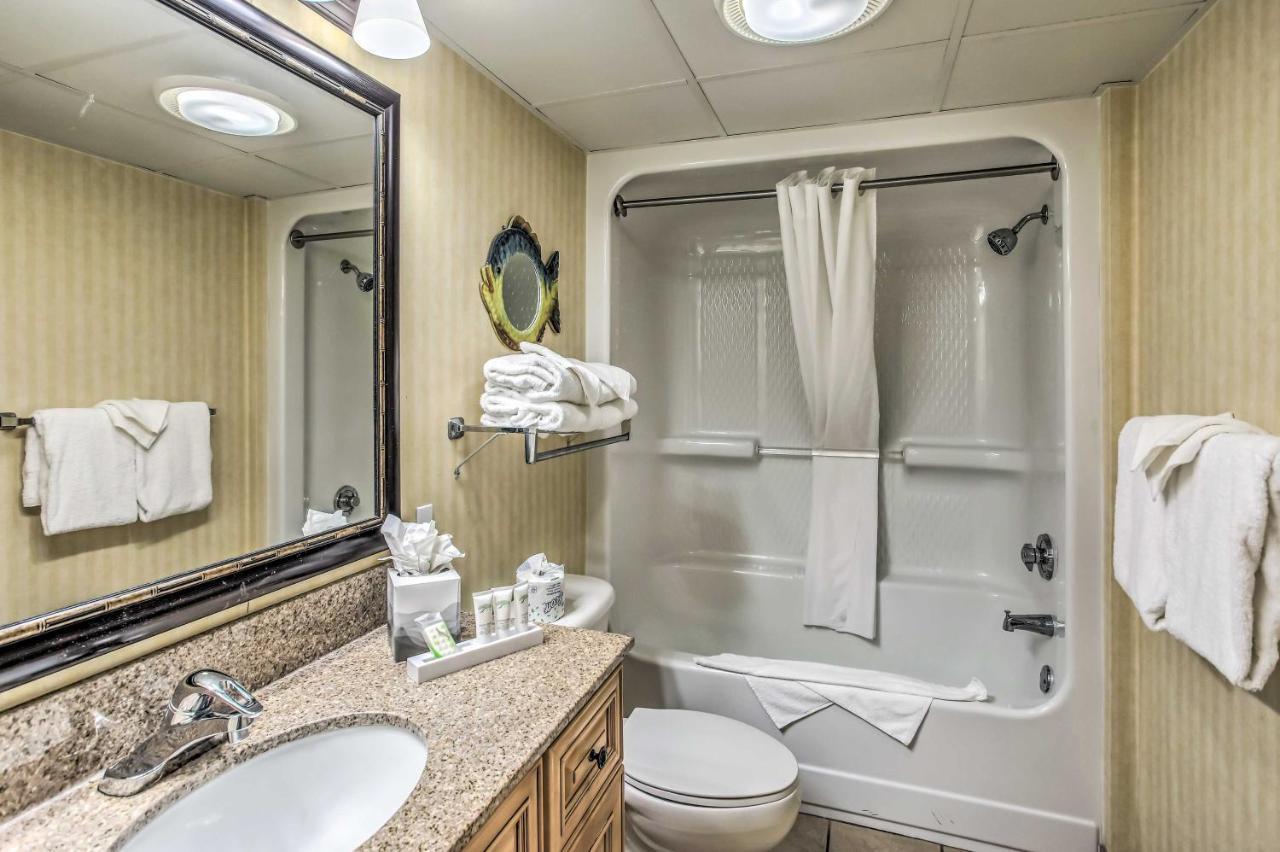 Ocean View Apt And Access To Pool, Beach And More Myrtle Beach Bagian luar foto